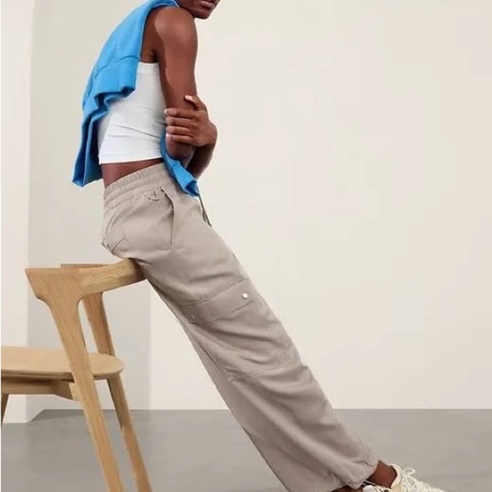 Athleta Celestial High Rise Utility Pant Medium Feather - Picture 3 of 10